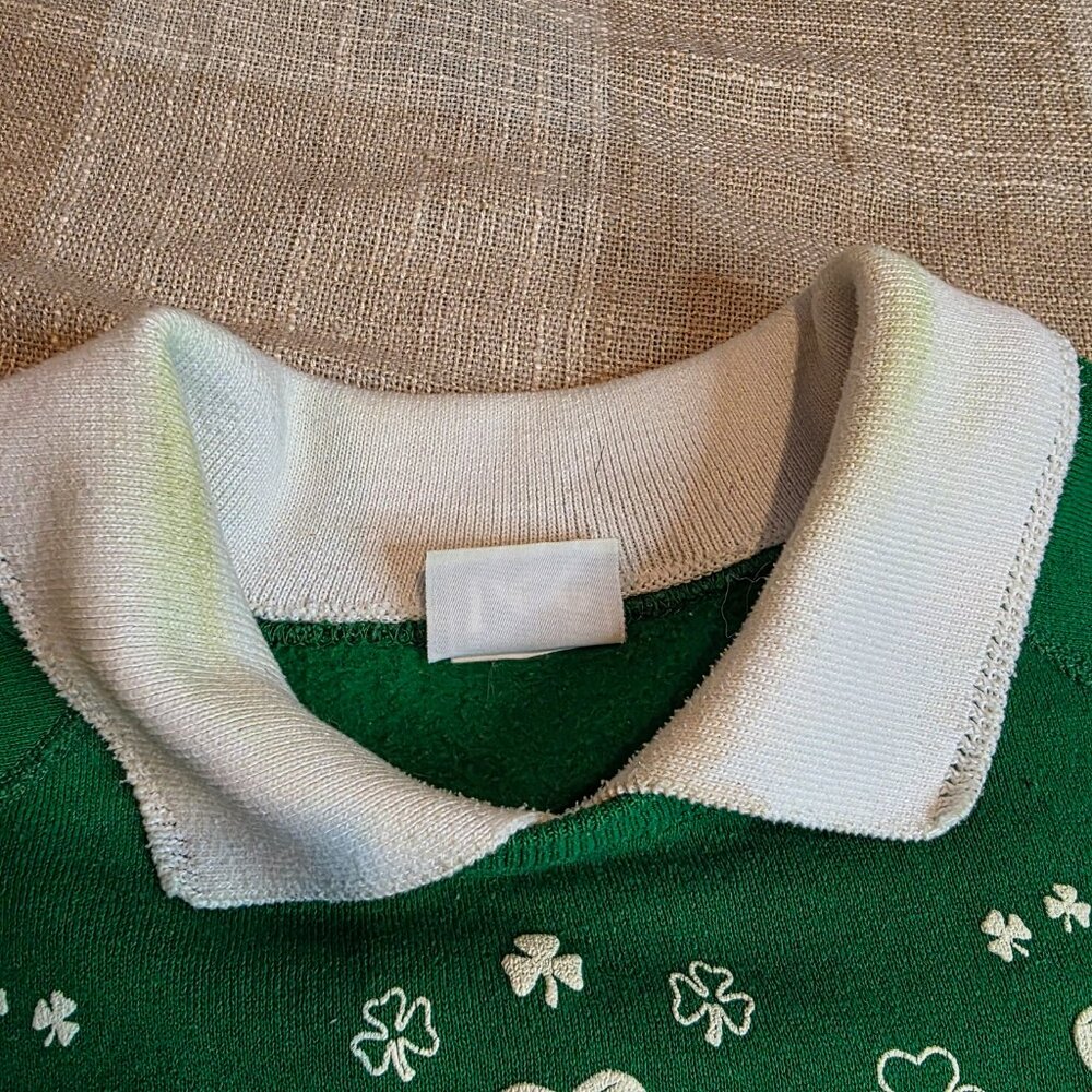 Cottagecore Granniecore Preppy Acedemia St. Patrick's Day Collared Sweatshirt - Picture 10 of 10